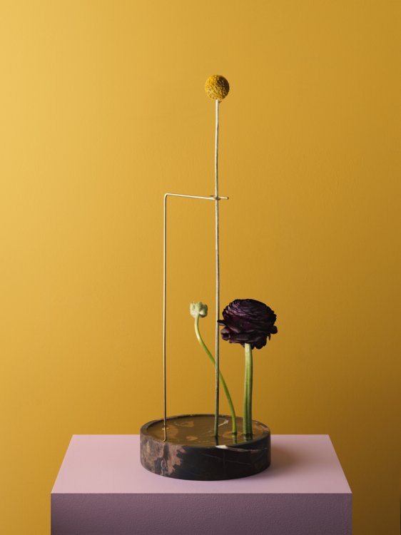 Posture series aus Vasen von Carl Kleiner für Bloc Studios.