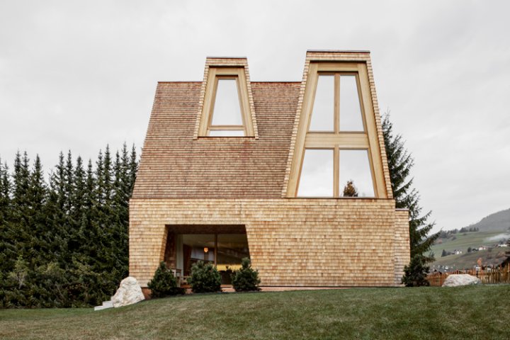 Das Holzhaus von Pedevilla Architekten.