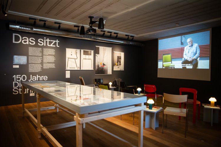 Ausstellung «Das sitzt – 150 Jahre Dietiker Stuhlfabrik» in Stein am Rhein.